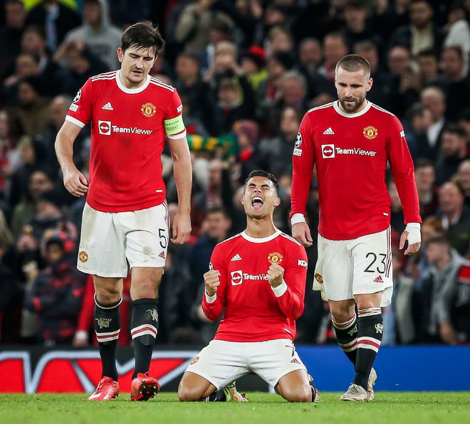 Manchester United 0-2 dietro 3-2 inversione Atlanta sale in vetta