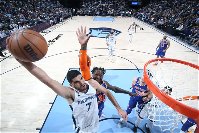 Morant 34 punti, i Grizzlies hanno battuto Brunson ai tempi supplementari, i Knicks perdono